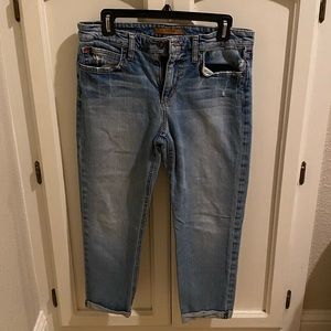 Cropped Joe’s Jeans (The Billie Crop)